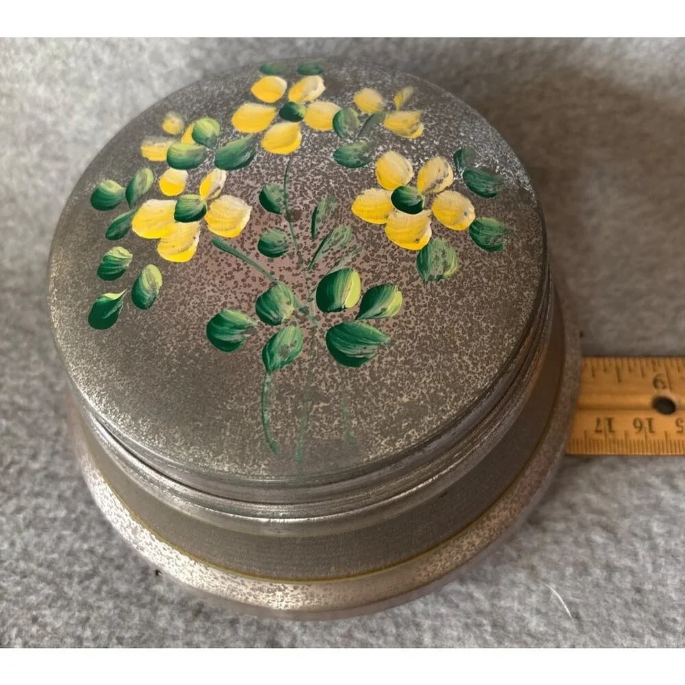 Vintage “Some Enchanted Evening” Powder Puff Music Box Floral Design Gold Silver